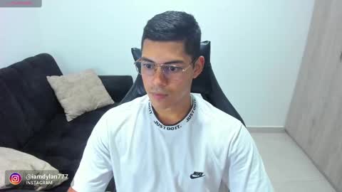 Snapshot of iamdylan777 chatting on February 10, 2025, 3:46 am Dylan independent model online show from February 10, 2025, 3:46 am