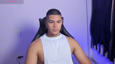 Dylan  independent model  online show from February 11, 2026, 10:53 am