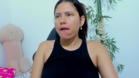 Snapshot of iamevaaa chatting on December 11, 2024, 3:37 pm Eva online show from December 11, 2024, 3:37 pm