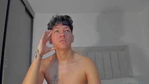 Snapshot of iamjulian_ chatting on July 15, 2026, 11:15 am Juliiiiian online show from July 15, 2026, 11:15 am