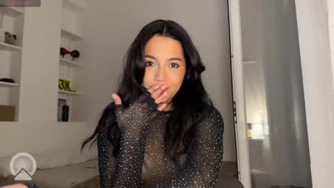 Snapshot of iamjulietaaa chatting on May 16, 2026, 8:29 pm Julieta online show from May 16, 2026, 8:29 pm