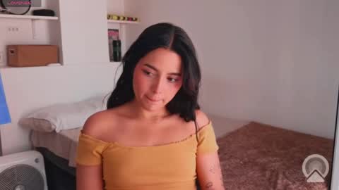 Snapshot of iamjulietaaa chatting on May 26, 2026, 2:46 pm Julieta online show from May 26, 2026, 2:46 pm