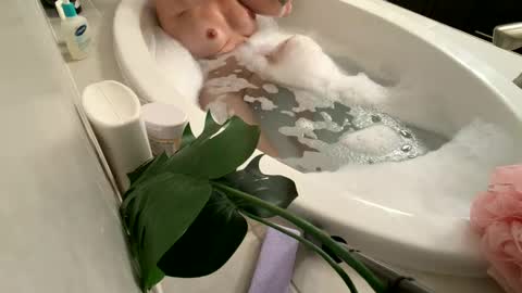 Snapshot of iamkeri chatting on September 29, 2025, 1:11 am iamkeri online show from September 29, 2025, 1:11 am