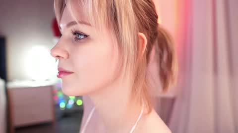 Nina  online show from January 7, 2025, 7:28 pm