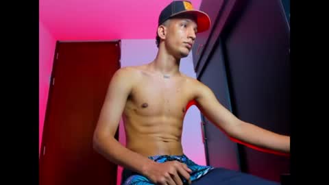 Snapshot of iamricardo_x chatting on July 1, 2026, 2:02 am iamricardo_x online show from July 1, 2026, 2:02 am