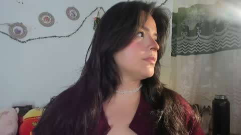 Snapshot of iamrouusie chatting on May 10, 2026, 3:44 am Rosie online show from May 10, 2026, 3:44 am