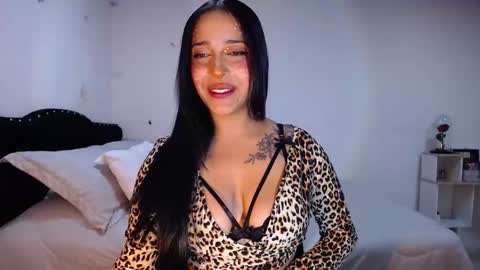 Camila online show from October 14, 2025, 3:29 am