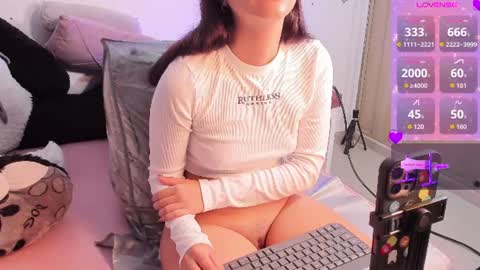 Steph - Online Again   - 1 DECEMBER online show from June 18, 2026, 2:56 am