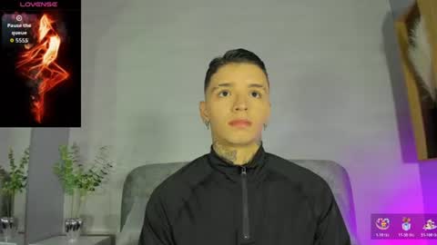 Snapshot of ian_castillo_ chatting on June 15, 2026, 11:12 am IAN CASTILLO online show from June 15, 2026, 11:12 am