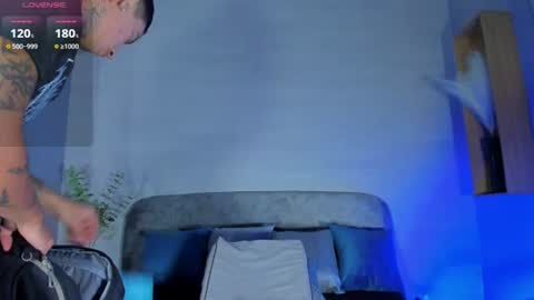 Snapshot of ian_castillo_ chatting on July 15, 2026, 11:15 am IAN CASTILLO online show from July 15, 2026, 11:15 am