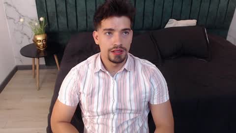 Ian Davis online show from January 15, 2025, 11:19 pm