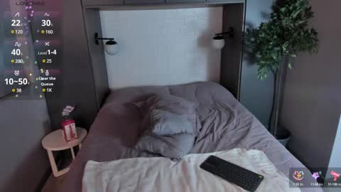 Ian Davis online show from February 11, 2025, 12:06 am