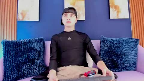 Ian  online show from April 16, 2026, 1:01 pm