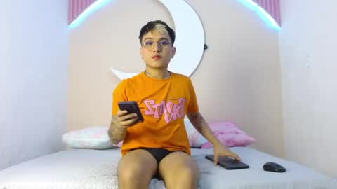 ian_storm online show from April 27, 2026, 11:41 am