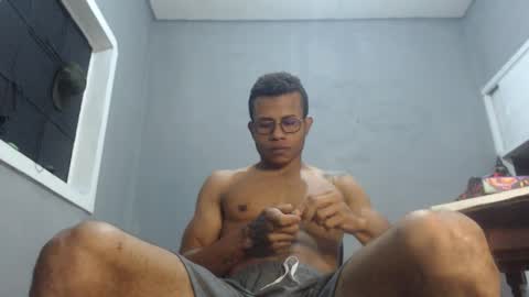 ian_tuner online show from January 5, 2025, 7:17 pm