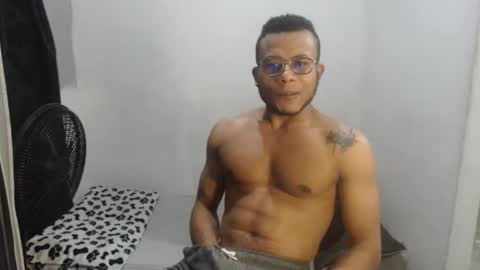 Snapshot of ian_tuner chatting on December 14, 2025, 1:22 am ian_tuner online show from December 14, 2025, 1:22 am