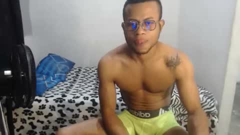 Snapshot of ian_tuner chatting on December 21, 2025, 2:08 am ian_tuner online show from December 21, 2025, 2:08 am