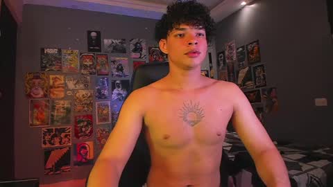 Snapshot of ian_versace chatting on December 10, 2024, 11:08 pm Andres online show from December 10, 2024, 11:08 pm