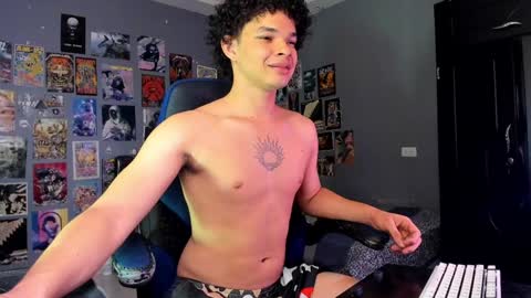 Snapshot of ian_versace chatting on January 27, 2025, 3:26 am Andres online show from January 27, 2025, 3:26 am