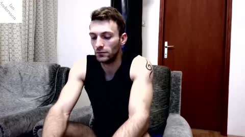 Snapshot of ianandersson27 chatting on January 17, 2025, 3:34 am Ian Andersson online show from January 17, 2025, 3:34 am