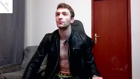 Snapshot of ianandersson27 chatting on February 16, 2025, 5:15 am Ian Andersson online show from February 16, 2025, 5:15 am