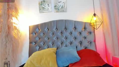 ian  online show from October 21, 2025, 3:18 am