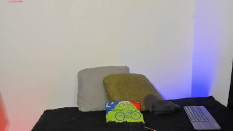 Ian Lark online show from May 19, 2026, 1:56 am