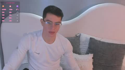 Snapshot of ianmancini chatting on June 3, 2026, 11:35 am ianmancini online show from June 3, 2026, 11:35 am