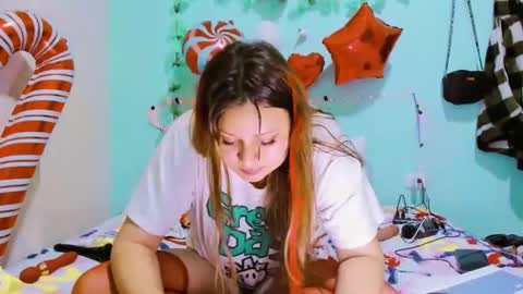 Snapshot of iansofy27 chatting on December 24, 2024, 8:22 am ansifia online show from December 24, 2024, 8:22 am