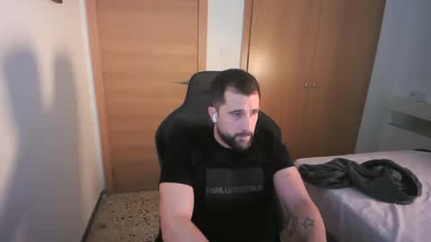 Snapshot of iberian_macho chatting on November 29, 2025, 2:53 pm iberian_macho online show from November 29, 2025, 2:53 pm