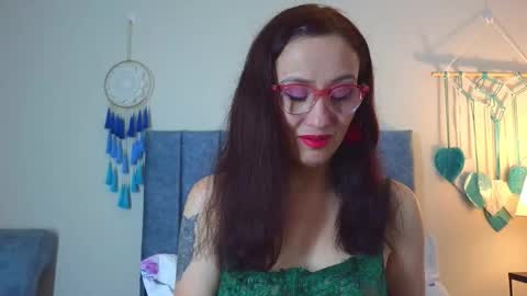 Snapshot of iberianmoonmk chatting on November 24, 2025, 5:34 pm Iberian Moon online show from November 24, 2025, 5:34 pm