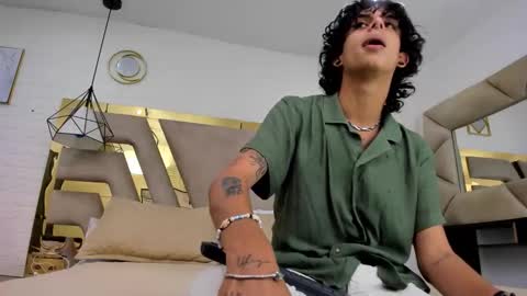 ibratxandy online show from November 1, 2025, 6:32 pm