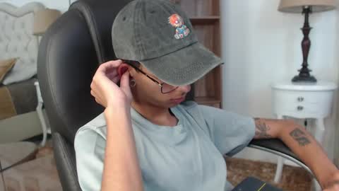 ibratxandy online show from April 23, 2026, 8:44 pm