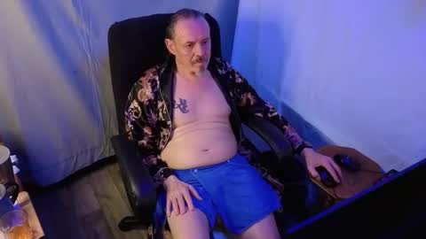 Snapshot of ibrichyrich chatting on May 7, 2026, 1:11 am Rich online show from May 7, 2026, 1:11 am