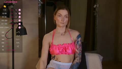Snapshot of ice_ba_by chatting on May 13, 2026, 9:22 pm Milena online show from May 13, 2026, 9:22 pm