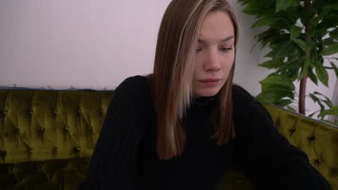 Snapshot of icedanielles chatting on January 11, 2025, 3:31 pm Danielle online show from January 11, 2025, 3:31 pm