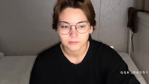 Ksenia online show from November 8, 2025, 7:01 pm