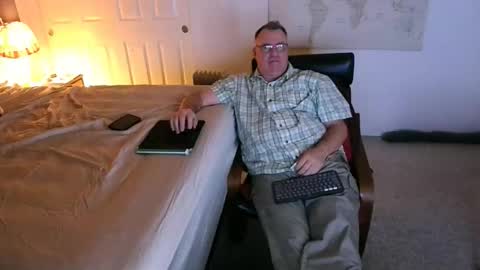 Snapshot of icihristopher chatting on October 22, 2025, 2:50 pm Christopher online show from October 22, 2025, 2:50 pm