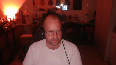Snapshot of icum4ladies2021 chatting on May 8, 2026, 3:01 am icum4ladies2021 online show from May 8, 2026, 3:01 am