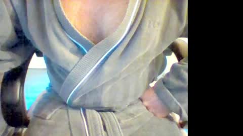 Snapshot of icumalot4you chatting on November 1, 2025, 8:27 am icumalot4you online show from November 1, 2025, 8:27 am