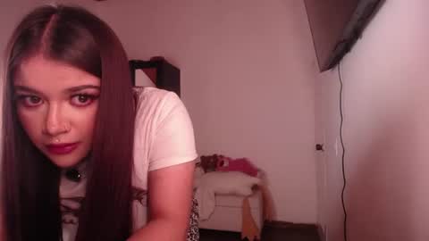 Snapshot of idanora chatting on June 17, 2026, 5:21 am Idanora online show from June 17, 2026, 5:21 am