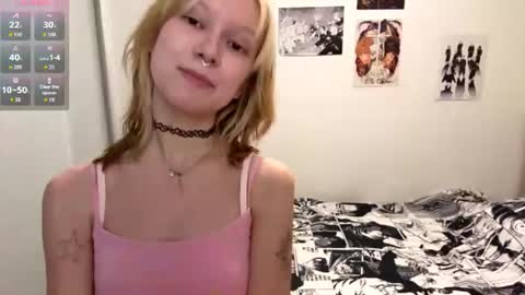 Snapshot of idellwold chatting on June 16, 2026, 7:05 pm Sarah online show from June 16, 2026, 7:05 pm