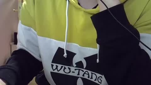 idkwhattowatch online show from December 28, 2024, 9:51 pm