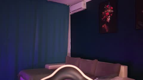 Snapshot of idontlikeguccibelts chatting on November 18, 2025, 6:01 pm Little Flower online show from November 18, 2025, 6:01 pm