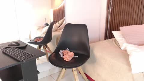 Snapshot of ifis_tiresia1 chatting on September 11, 2025, 11:05 pm ifis online show from September 11, 2025, 11:05 pm