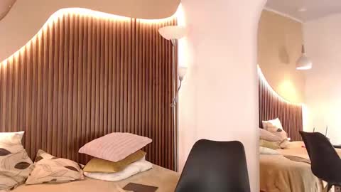 Snapshot of ifis_tiresia1 chatting on October 26, 2025, 1:00 am ifis online show from October 26, 2025, 1:00 am