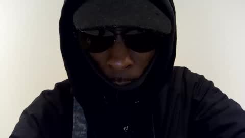 Snapshot of igcognito647033 chatting on March 17, 2026, 12:26 am igcognito647033 online show from March 17, 2026, 12:26 am