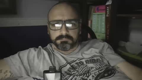 igorargen4 online show from November 5, 2025, 12:32 am