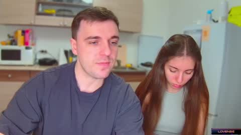 Julia and Mira online show from December 28, 2024, 3:04 pm