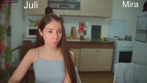 Julia and Mira online show from February 22, 2025, 3:47 pm